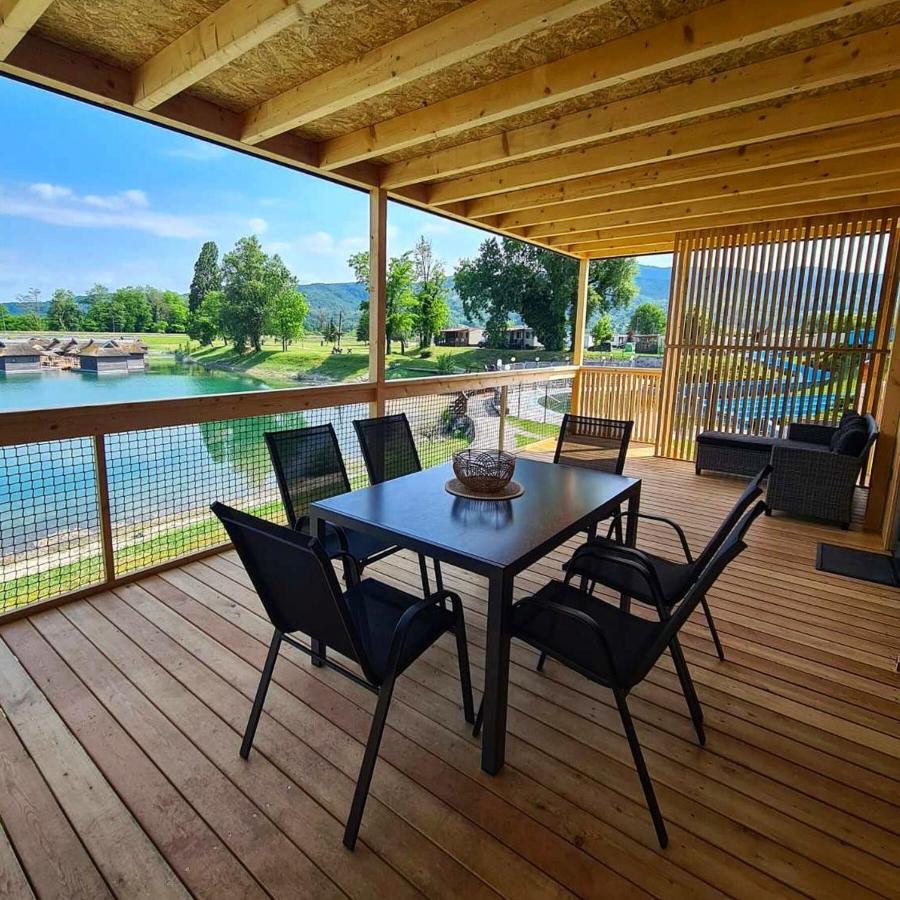 Deluxe Lake View Mobile Homes With Thermal Riviera Tickets Brežice Dış mekan fotoğraf